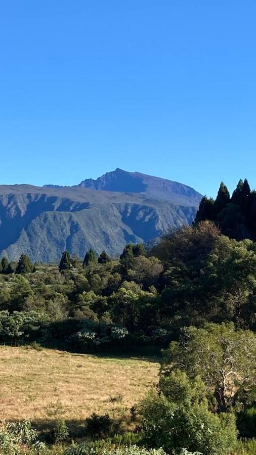 Maison A Bourg- Murat Proche De La Cite Du Volcan La Plaine des Cafres Luaran gambar